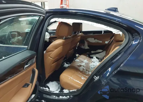 2018 BMW 540I xDrive из США, поврежденный, VIN WBAJE7C50JWD52192